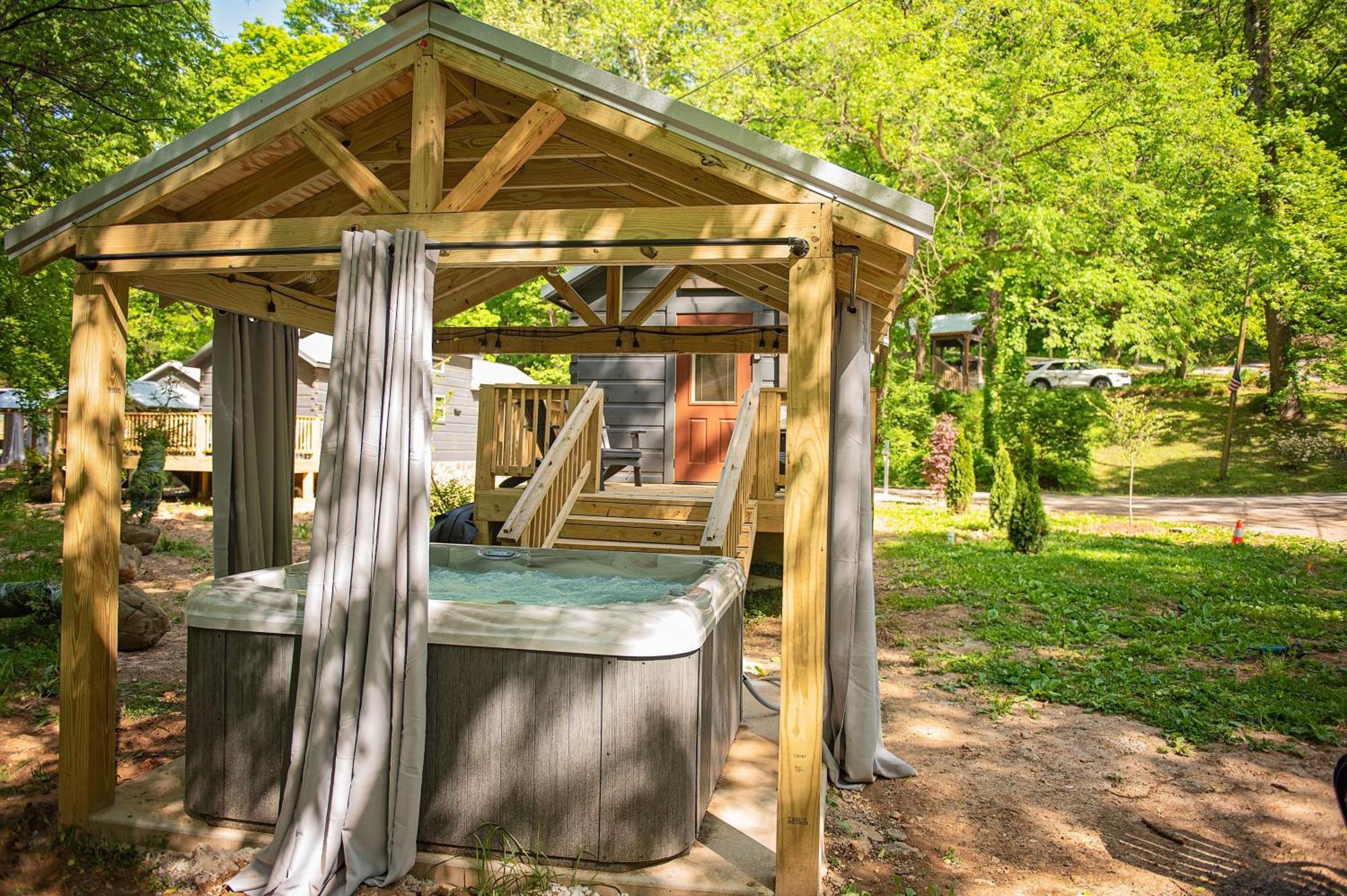 Meg Cabin Tiny Rustic Comfort On Lookout Mtn Villa Chattanooga Eksteriør bilde